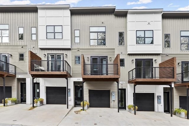 2329 Mason Dr Unit D24, Atlanta, GA 30316 - view of front of house featuring a garage and driveway