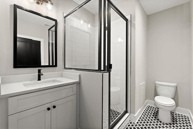 2329 Mason Dr Unit D24, Atlanta, GA 30316 - full bathroom with toilet, baseboards, vanity, and a shower stall