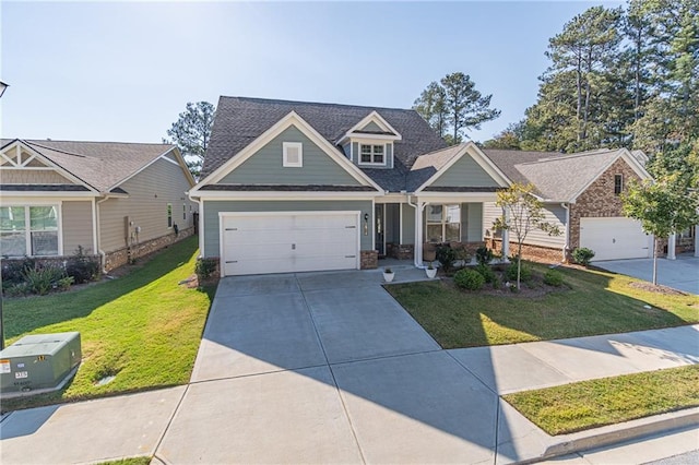 craftsman house with a front yard