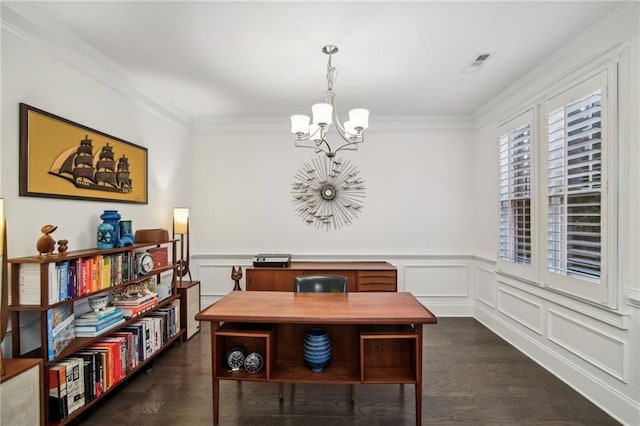 dining area with crown molding, a notable chandelier, and dark hardwood / wood-style flooring