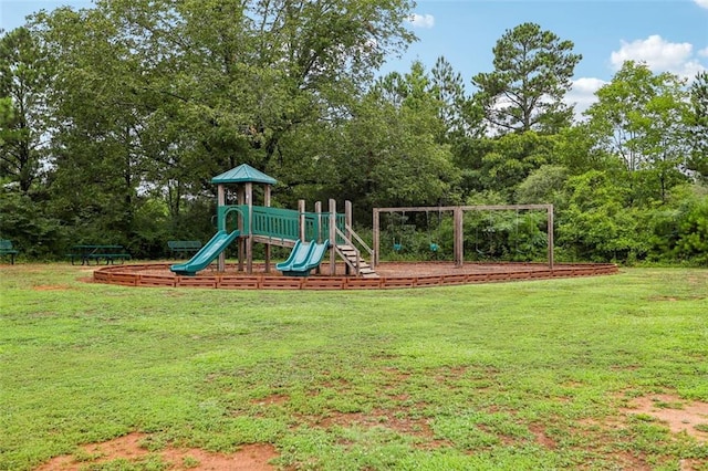 view of play area featuring a yard