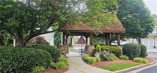 4230 Glen Vista Ct, Duluth, GA 30097 - surrounding community with a gazebo