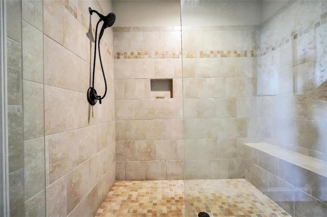 210 Riverpoint Way, Jackson, GA 30233 - full bath with tiled shower