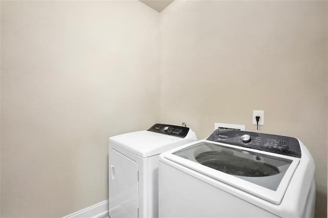 210 Riverpoint Way, Jackson, GA 30233 - laundry room with independent washer and dryer and baseboards