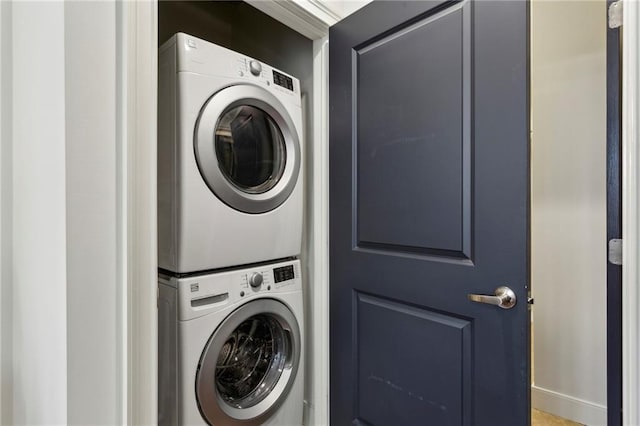 washroom featuring estacked washer and dryer