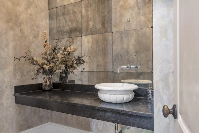 4317 Oglethorpe Loop NW, Acworth, GA 30101 - bathroom featuring a sink