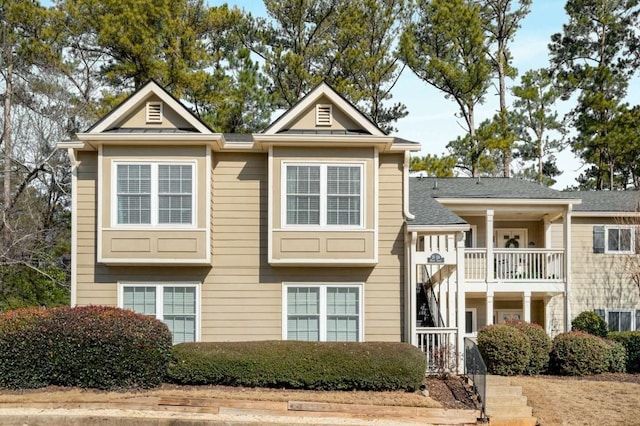 view of front of house