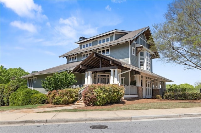 view of front of home featuring covered porch