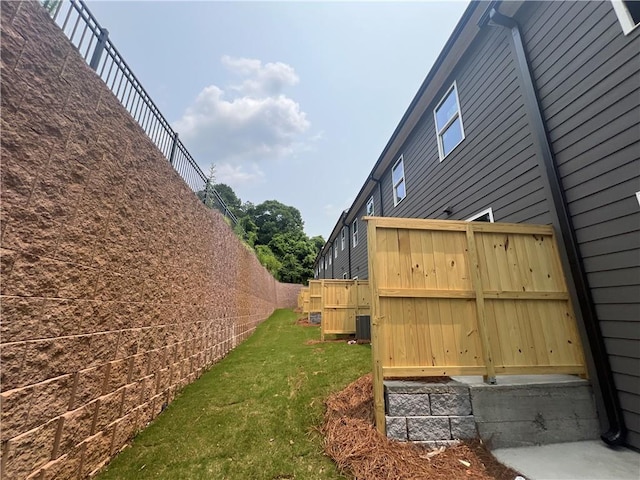 1714 Gunnin Trce NW, Atlanta, GA 30318 - view of yard featuring central air condition unit