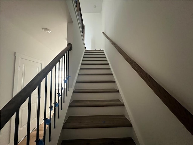 1714 Gunnin Trce NW, Atlanta, GA 30318 - view of staircase