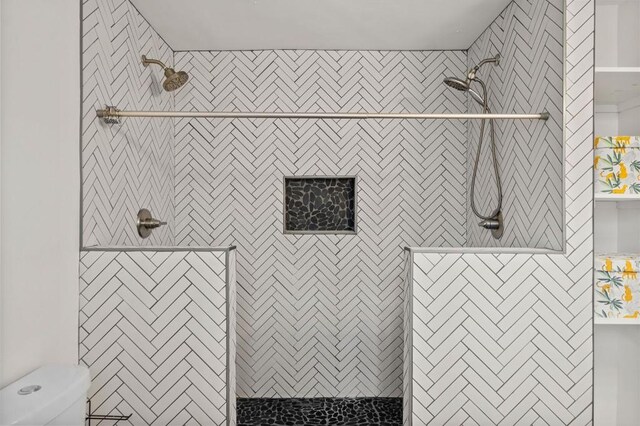 1286 Calhoun Ter SW, Atlanta, GA 30314 - bathroom featuring toilet and tiled shower