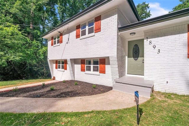 1893 Burning Tree Dr, Decatur, GA 30032 - view of front facade featuring brick siding