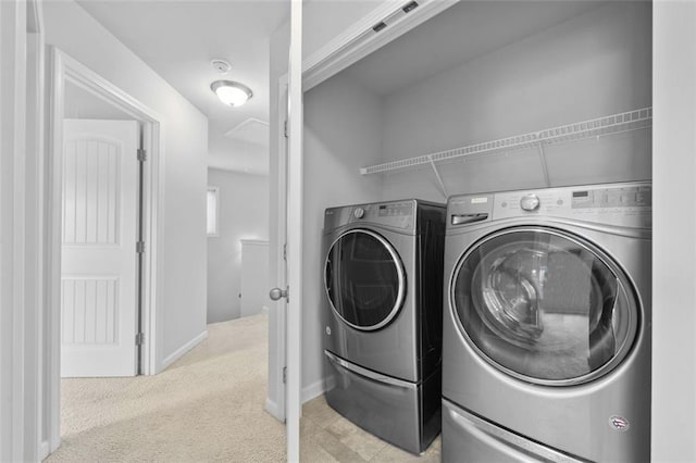 6535 Crosscreek Ln, Flowery Branch, GA 30542 - laundry area featuring washer and clothes dryer and carpet