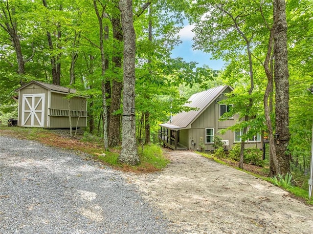60 Laurel Ridge Ct, Ellijay, GA 30540 - view of front of house featuring metal roof