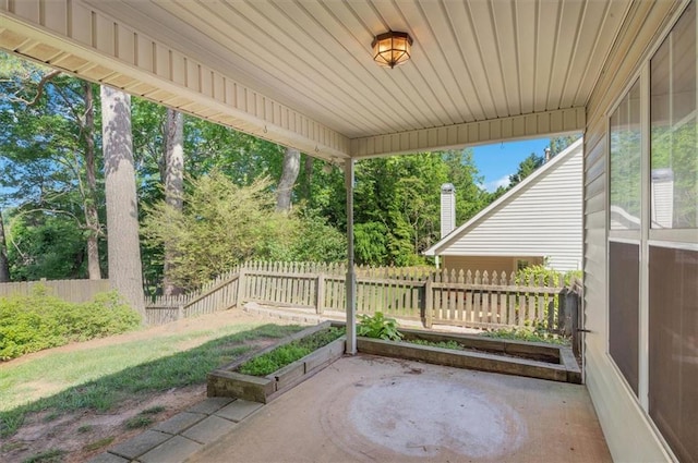 5410 Lenox Park Pl, Buford, GA 30518 - fenced backyard featuring a patio