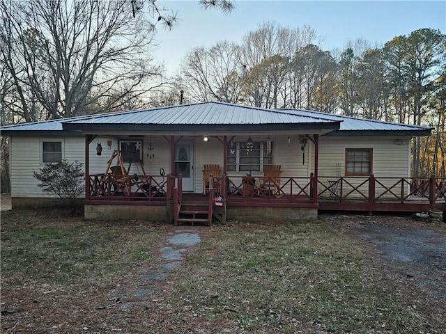 view of front of house with covered porch