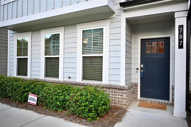 view of property entrance