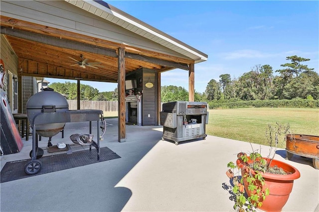 view of patio with ceiling fan