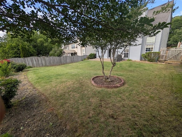 640 Dahoma Trl, Woodstock, GA 30188 - view of fenced backyard