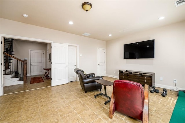 home office with baseboards, visible vents, and recessed lighting