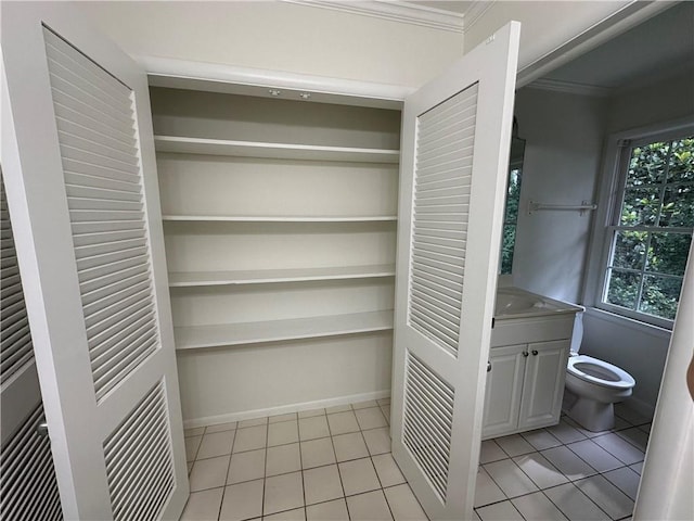6542 Cherry Tree Ln, Atlanta, GA 30328 - view of closet