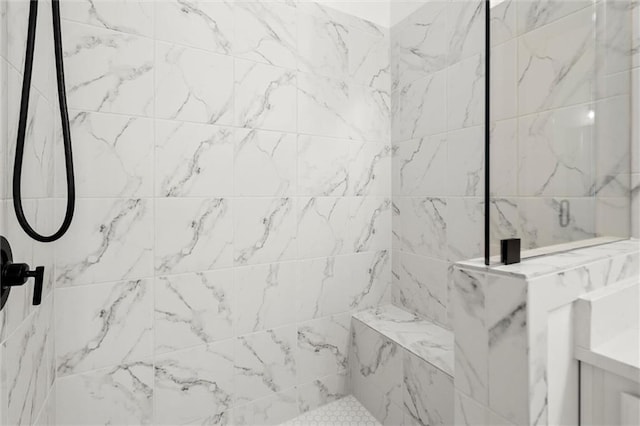 635 Opera Ln, Alpharetta, GA 30009 - bathroom featuring tiled shower