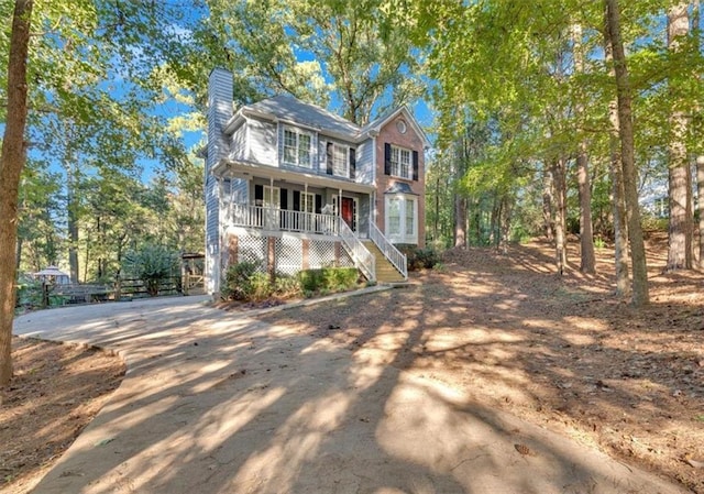 view of front of property with covered porch