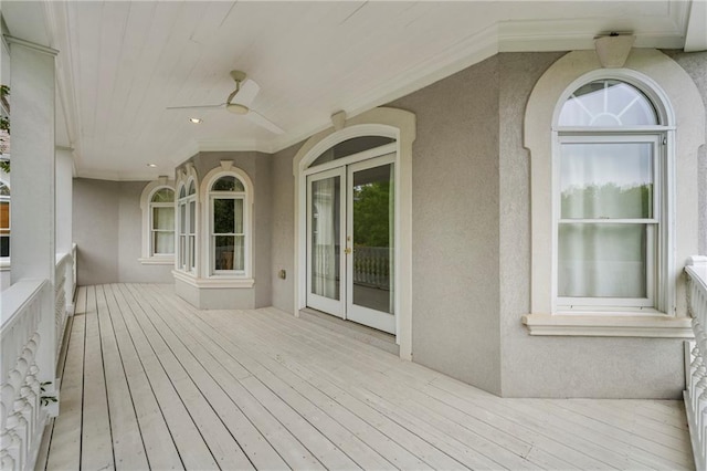 deck with ceiling fan