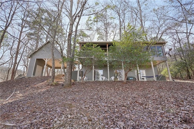 view of front of property