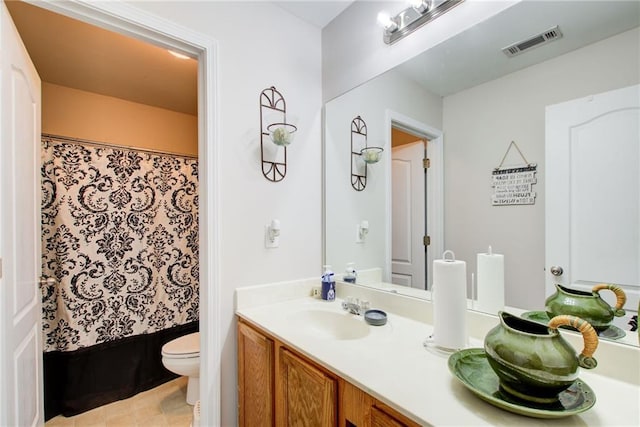 3258 Kessock Ridge Trl, Snellville, GA 30039 - full bath with vanity, a shower with curtain, and tile patterned flooring