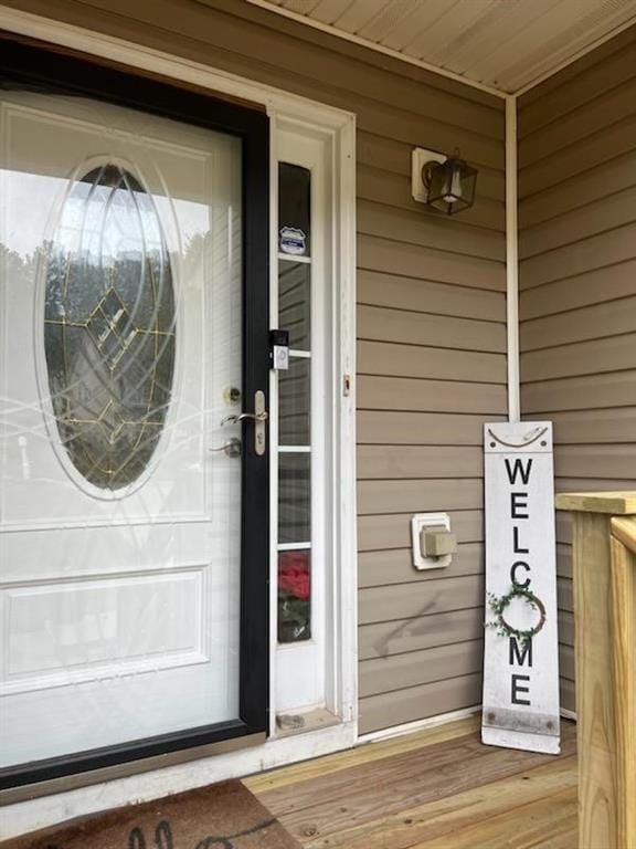 view of property entrance