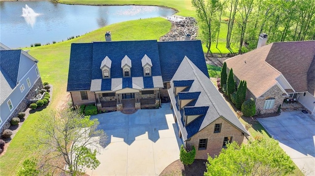 bird's eye view featuring a water view