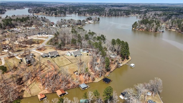 150 Crestview Rd, Jackson, GA 30233 - aerial view of property and surrounding area featuring a large body of water and a heavily wooded area