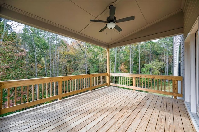 deck with ceiling fan