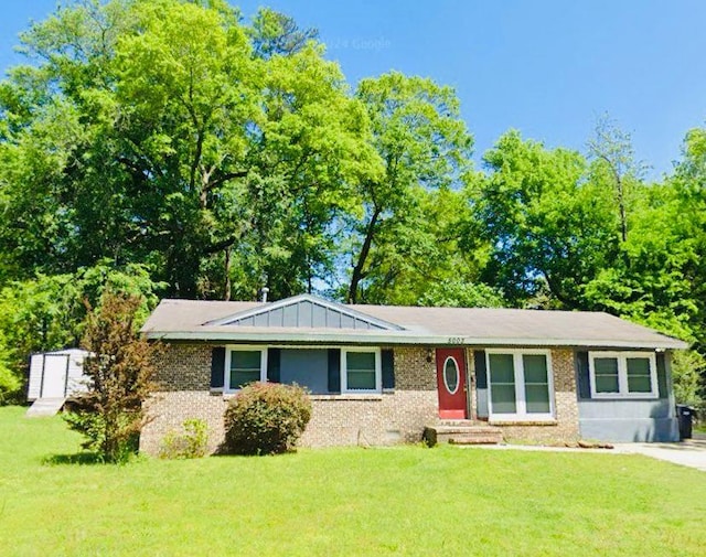 5003 Shirley Ann Dr, Columbus, GA 31907 - ranch-style home with a front lawn