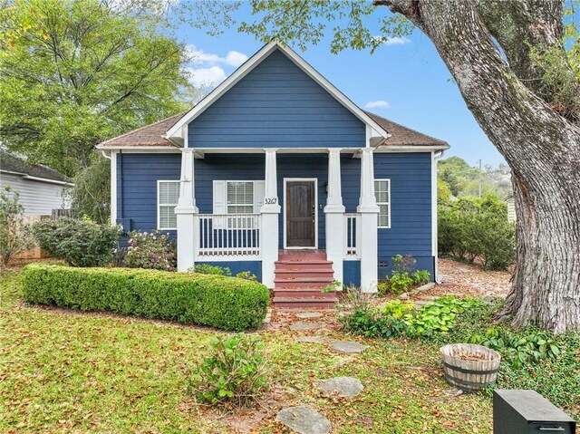 bungalow-style home with covered porch