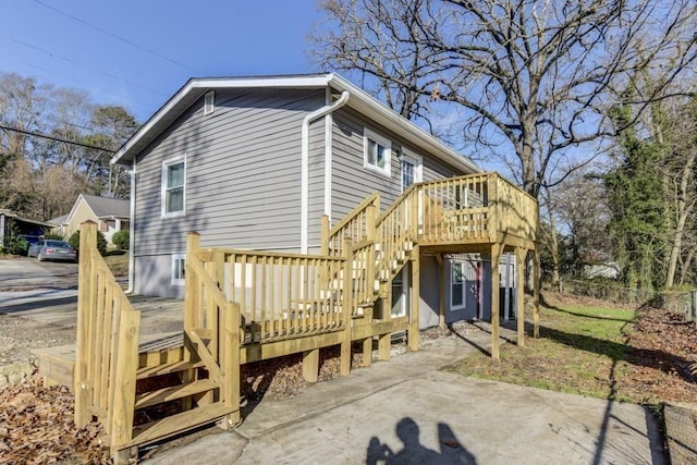 284 Barfield Ave SW, Atlanta, GA 30310 - back of house featuring stairs, a deck, and driveway