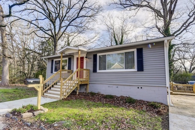 284 Barfield Ave SW, Atlanta, GA 30310 - view of front of house with crawl space