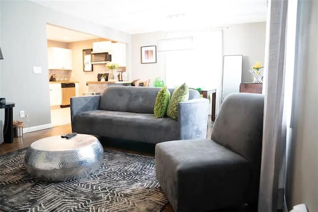 284 Barfield Ave SW, Atlanta, GA 30310 - living room with wood finished floors