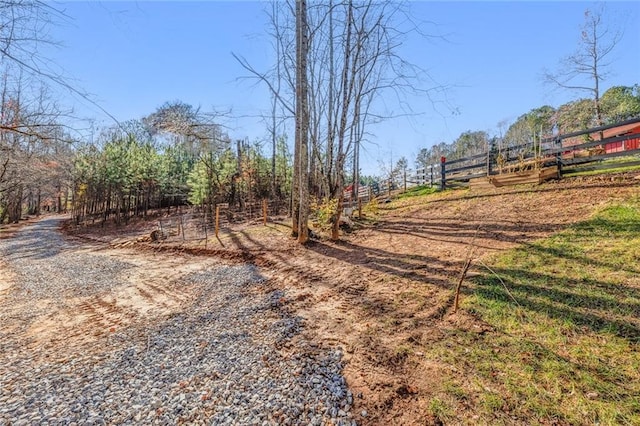 view of yard featuring a rural view