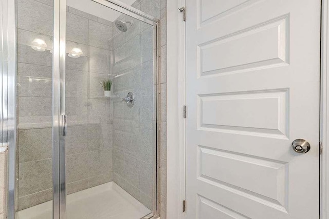939 Brittfield Way, Loganville, GA 30052 - full bathroom with a stall shower
