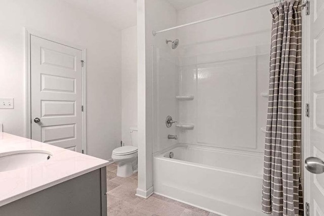 939 Brittfield Way, Loganville, GA 30052 - full bathroom with vanity and shower / bath combo with shower curtain