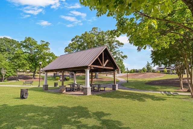 1976 Boyd Trace Ln NW, Atlanta, GA 30318 - surrounding community featuring a gazebo and a lawn