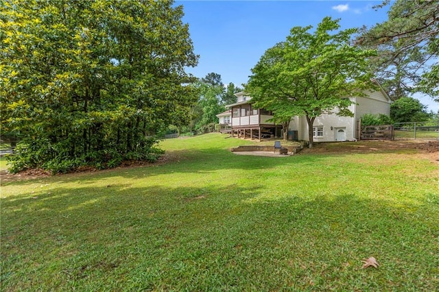 75 Auburn Rd, Auburn, GA 30011 - view of yard featuring a sunroom