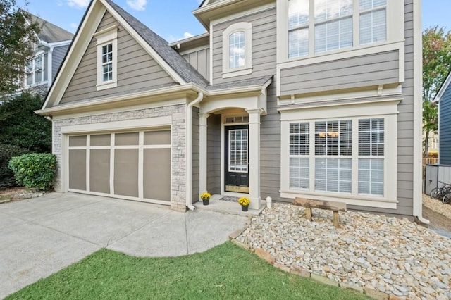 view of front of house featuring a garage