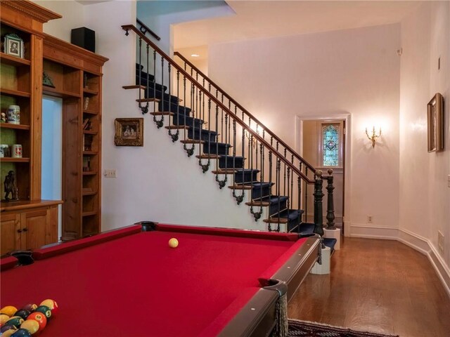 game room featuring hardwood / wood-style flooring and billiards