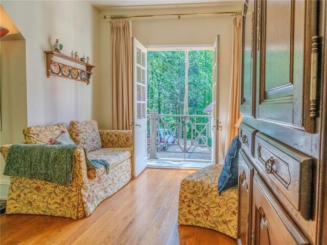 living area featuring hardwood / wood-style flooring