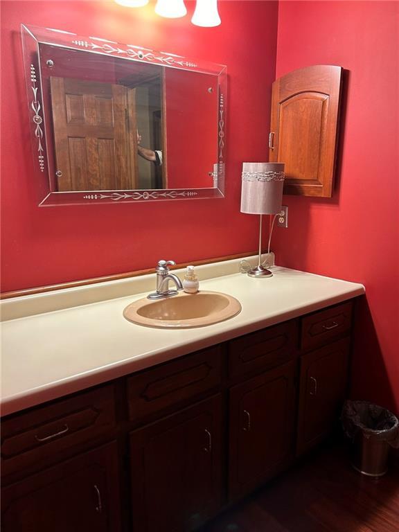 bathroom with vanity