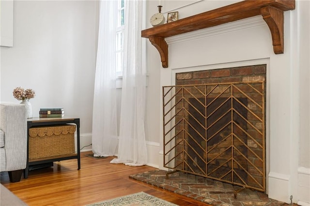 67 Trammell St SW, Marietta, GA 30064 - detailed view of wood finished floors and baseboards