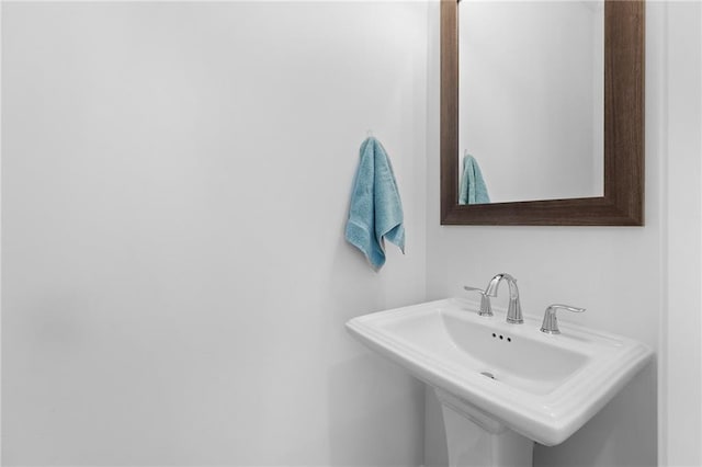 300 Olmstead Way, Alpharetta, GA 30022 - bathroom with a sink